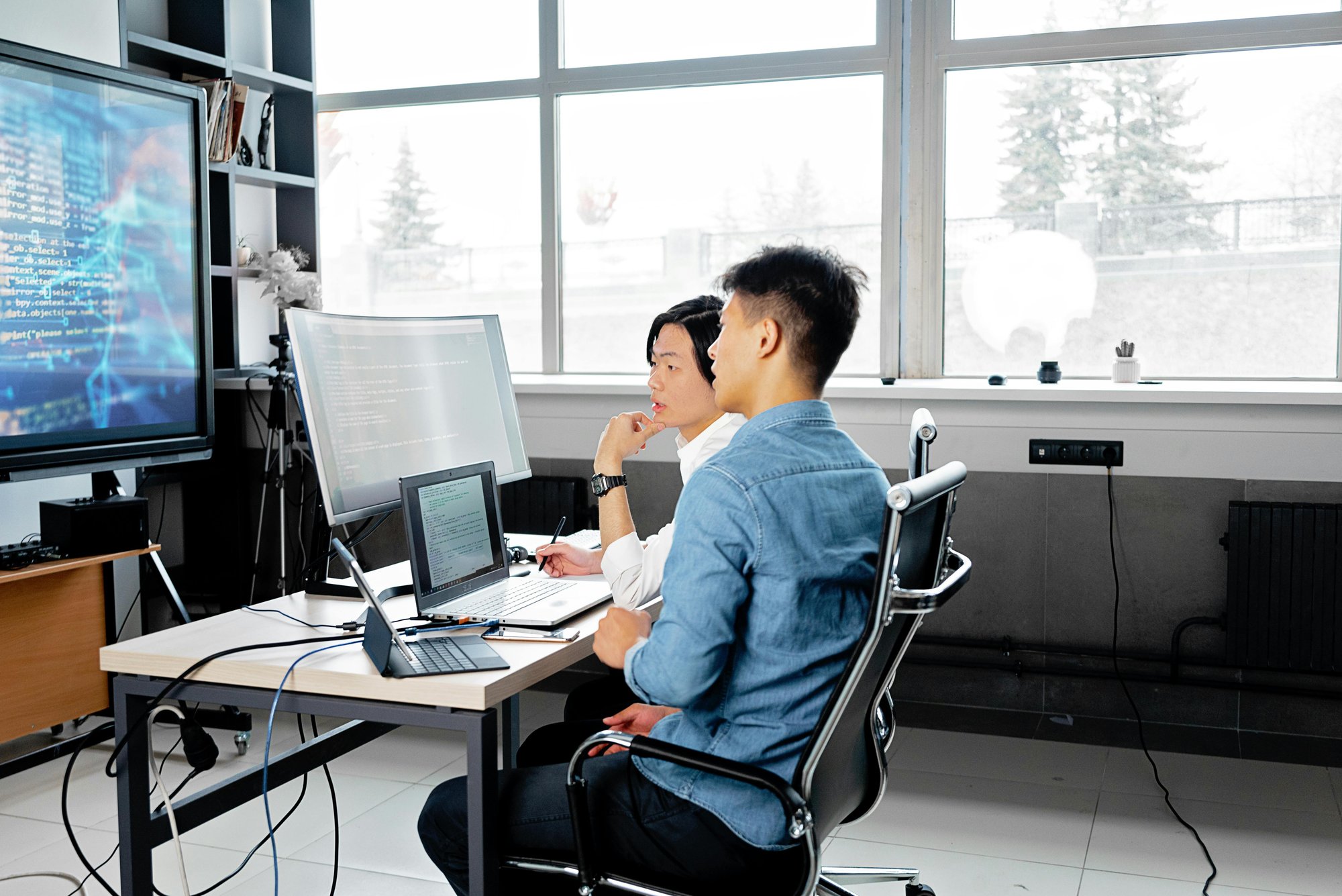 pexels-mikhail-nilov-7988748